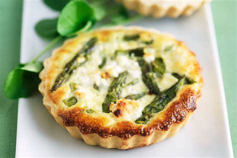 Mini Quiche Asparagi Verdi E Formaggio Di Capra Guardini