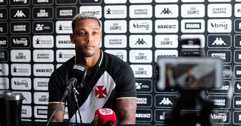 Regularizado No Bid David Já Pode Fazer Estreia Pelo Vasco