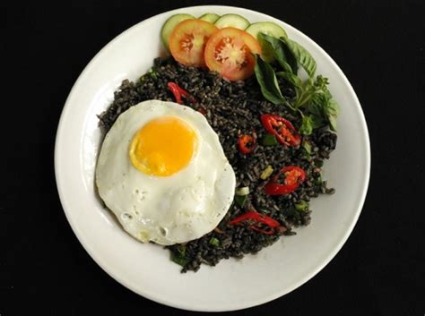 Resep Nasi Goreng Cumi Hitam Yang Gurih Dan Enaknya Bikin Nambah Terus