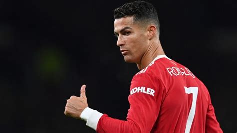 Cristiano Ronaldo Posa Semidesnudo Y Las Redes Arden