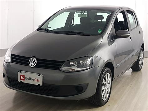 VolksWagen Fox 1 0 Mi Total Flex 8V 5p Flex 4 portas câmbio Manual em