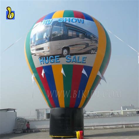 China Inflatable Advertising Rooftop Balloons Hot Air Shape Custom