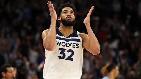 Karl Anthony Towns Injury Update Wolves Star To Return Wednesday After