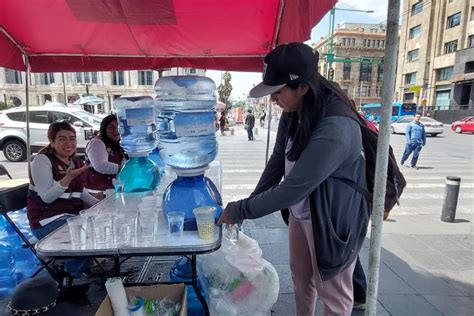 Gobierno de la CDMX instala puntos de hidratación ante onda de calor