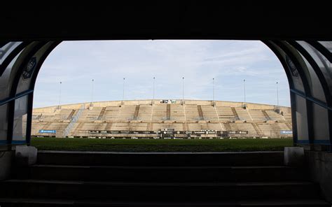 Le Stade Poitevin Au Centre De La Tension Le7 Info