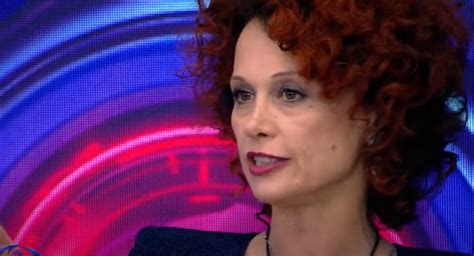 Beatrice Luzzi Parla Del Rapporto Con Giuseppe Garibaldi Fuori Dalla Casa