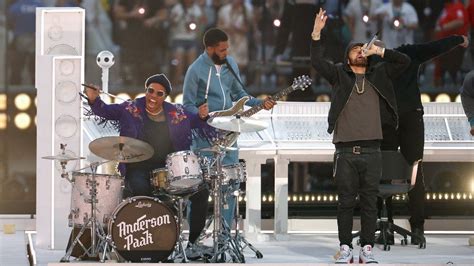 Anderson .Paak performed on drums with Eminem at Super Bowl half-time ...