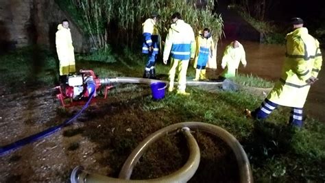 Livorno Violento Temporale Strade Allagate Video