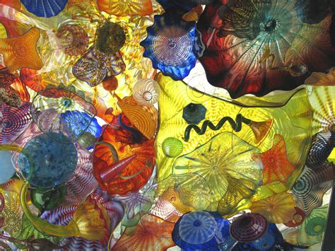 Lisa Kan: Chihuly Bridge of Glass