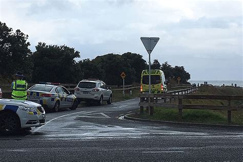 Sunlive Body Found On Papamoa Beach The Bay S News First