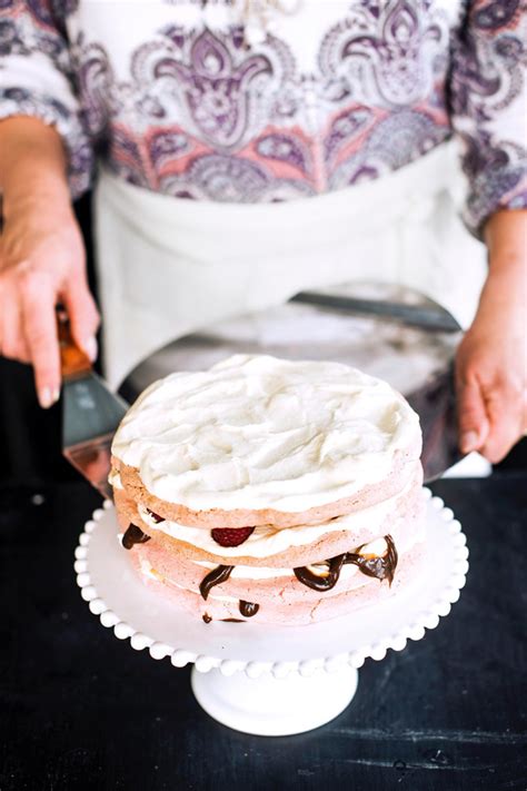 Naked Cake Eli Nakukakku Syntyy Helposti Kuvallisilla Ohjeilla Anna Fi