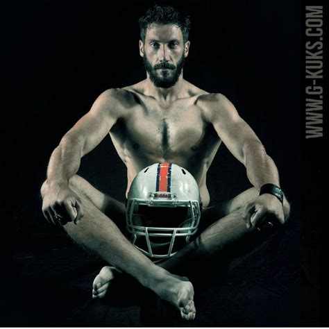 GF14 Alessandro è omofobo Gay it