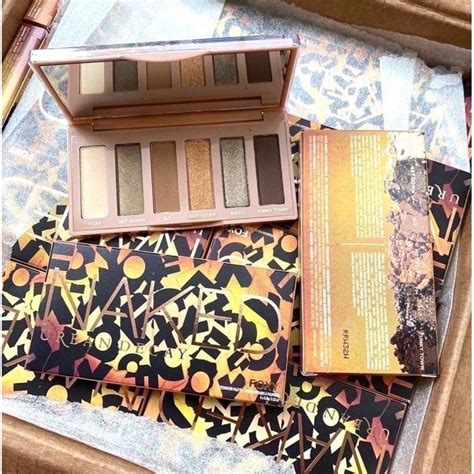 URBAN DECAY Naked Foxy Mini Eyeshadow Palette 6 X 0 8g Shopee Malaysia