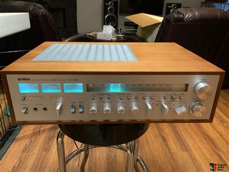 Yamaha Cr Receiver Photo Canuck Audio Mart