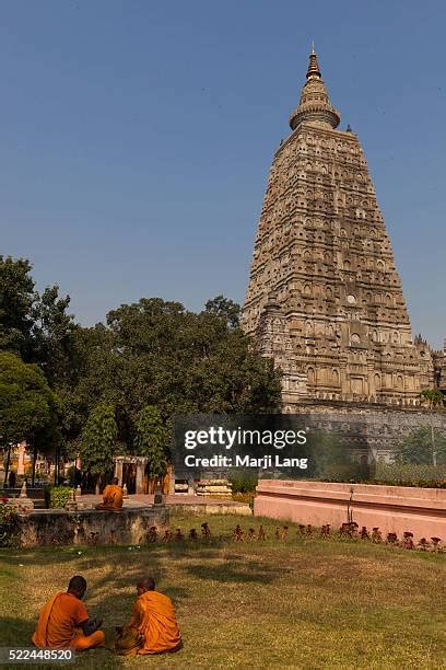 Great Buddha Bodh Gaya Photos And Premium High Res Pictures Getty