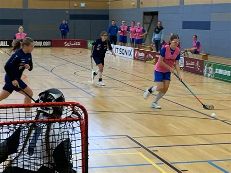 Starker Auftritt Der U15 Juniorinnen Berlin Rockets Floorball Club