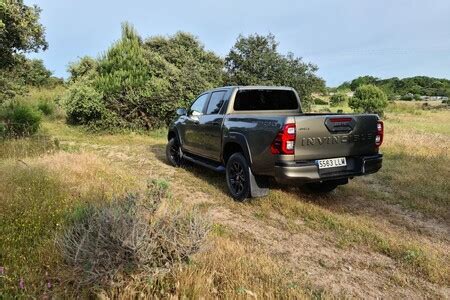 Probamos El Toyota Hilux Invincible Un Pick Up Que Convence