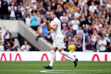 Enfin Un Accord Entre Tottenham Et Le Bayern Pour Harry Kane