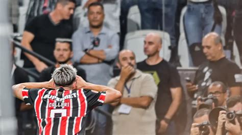 Calleri explica comemoração no gol contra o Corinthians