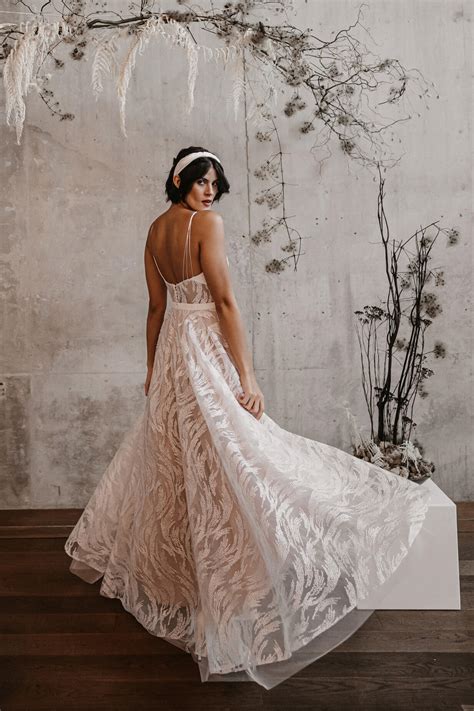 Brautkleid Hochzeitskleid Lexie von Labude Brautmode Köln