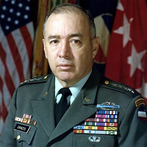 Army's first Hispanic four-star general dies at 88