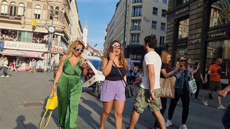 Busty MILF Boobs Forum