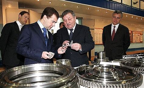 Совещание по вопросам стабилизации ситуации в реальном секторе ...