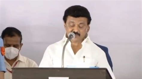 DMK chief MK Stalin sworn in as Tamil Nadu CM, 33 other ministers administered oath | India News ...