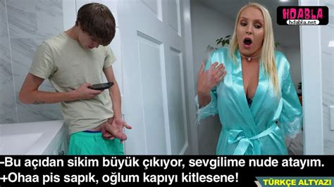 Sikimin fotoğrafını çekerken Dul Annem içeri girdi Yakalandım HdAbla Porno Sex Mobil