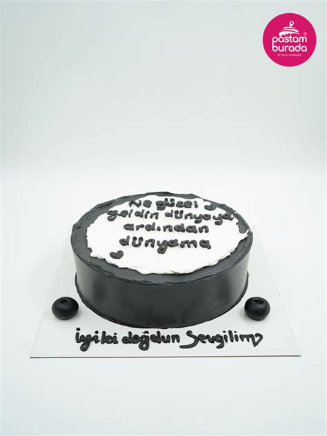 Siyah Beyaz Naked Pasta