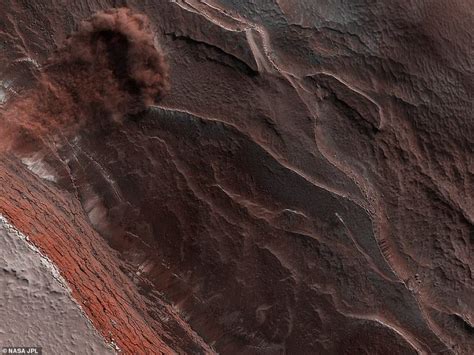 NASA Shares Stunning Photos Of Mars Captured By Its Reconnaissance Orbiter