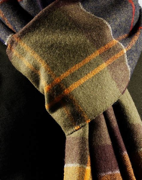 Barbour Inverness Scarf Classic Tartan Terraces Menswear