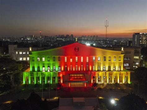 Governo De Sp Ilumina Pal Cio Dos Bandeirantes Em Solidariedade Ao Rio