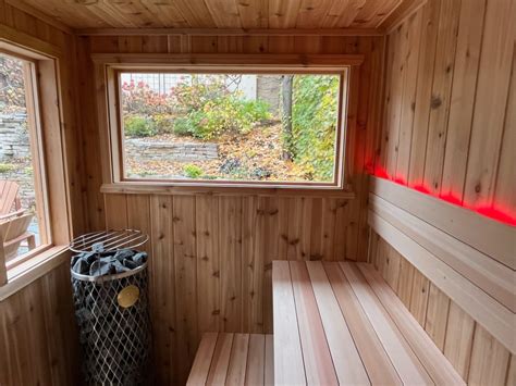 CITY OASIS Voyageur Custom Saunas