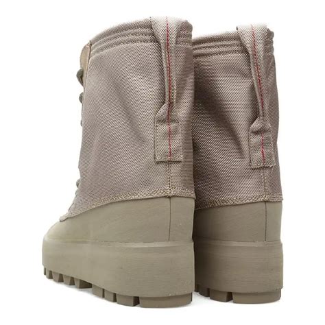 Yeezy 950 Boot Moonrock