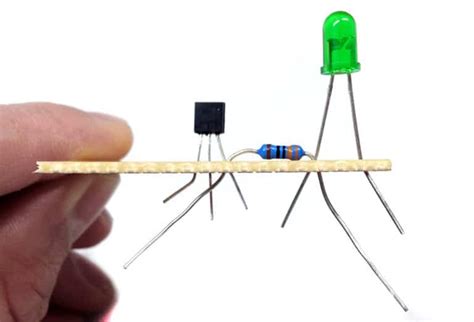 How To Solder – A Simple Guide For Beginners and Hobbyists