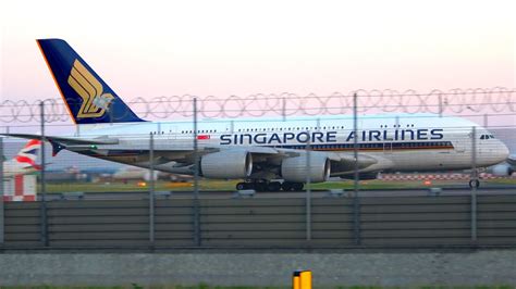 Summer Evening Plane Spotting At London Heathrow Airport Runway 27r