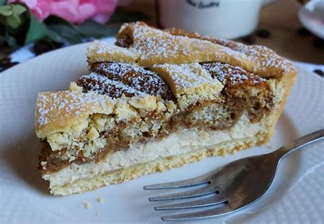 Crostata Tiramisu Al Forno Dolce Ripieno Caffe Mascarpone E Savoiardi