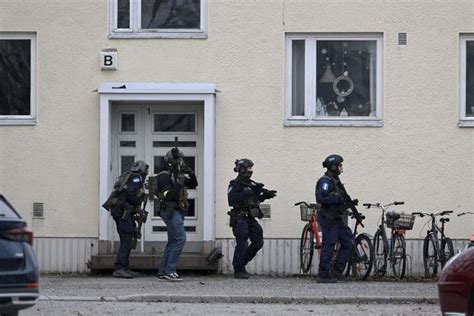 Un enfant tué deux blessés ce que l on sait de la fusillade commise