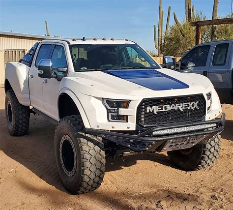 Megaraptor Ford Super Duty F 250 Raptor