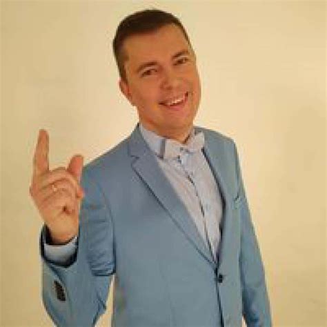 Men Seeking Men In Glasgow SCT Free Gay Personal Ads At Lovezoid