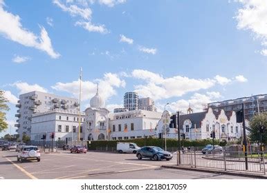 Gurdwara Singh Sabha London East Barking Stock Photo 2218017059 | Shutterstock