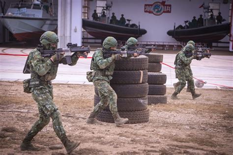 軍官情侶「性愛片外流」遭汰除離營！女主堅強：將到新職場打拚