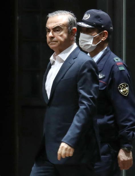 Carlos Ghosn Ex Renault Chef Reist Von Japan In Den Libanon Der Spiegel