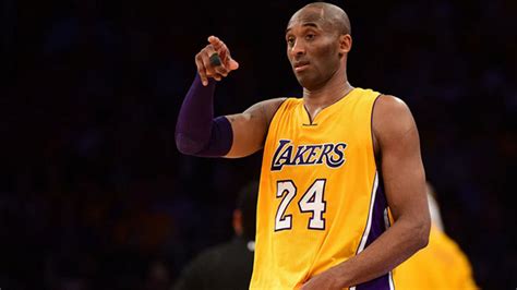 Nba Kobe Bryant Se Despide De Su Baloncesto Haciendo Historia Con 60