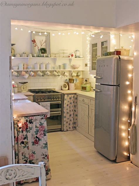 Apartment Kitchen Decorating Ideas Online Information