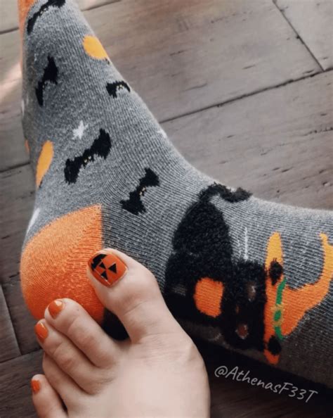 Halloween Toe Nails Designs