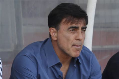 Gustavo Quinteros Defiende Su Temporada En Colo Colo Y Aclara Su Futuro