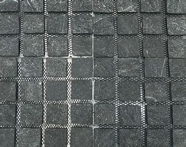 Black Quartz Cobblestones On Mesh Sheets Outdoor Tiles Supplier In