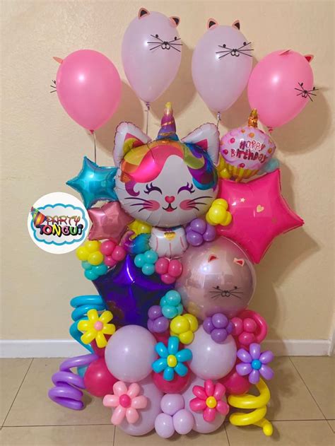 Pin By บุญสม On แบบลูกโป่ง Birthday Balloons Balloon T Balloon